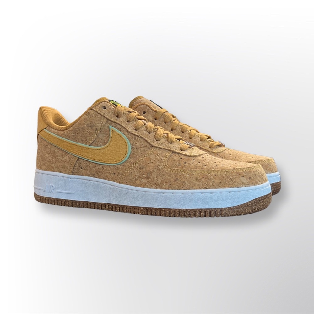 New - Never worn - Unisex AF1 Pineapple, Men’s 10.5 (Women’s 12)